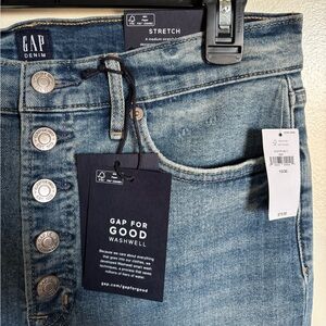 GAP Women's Light Blue Skinny Jeans